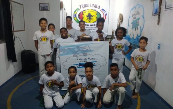 Costruzione scuola di capoeira Brasile